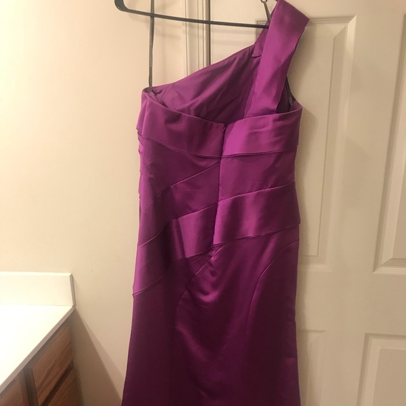 Vera Wang Bridesmaid Dress SIZE 14 - Picture 3 of 4